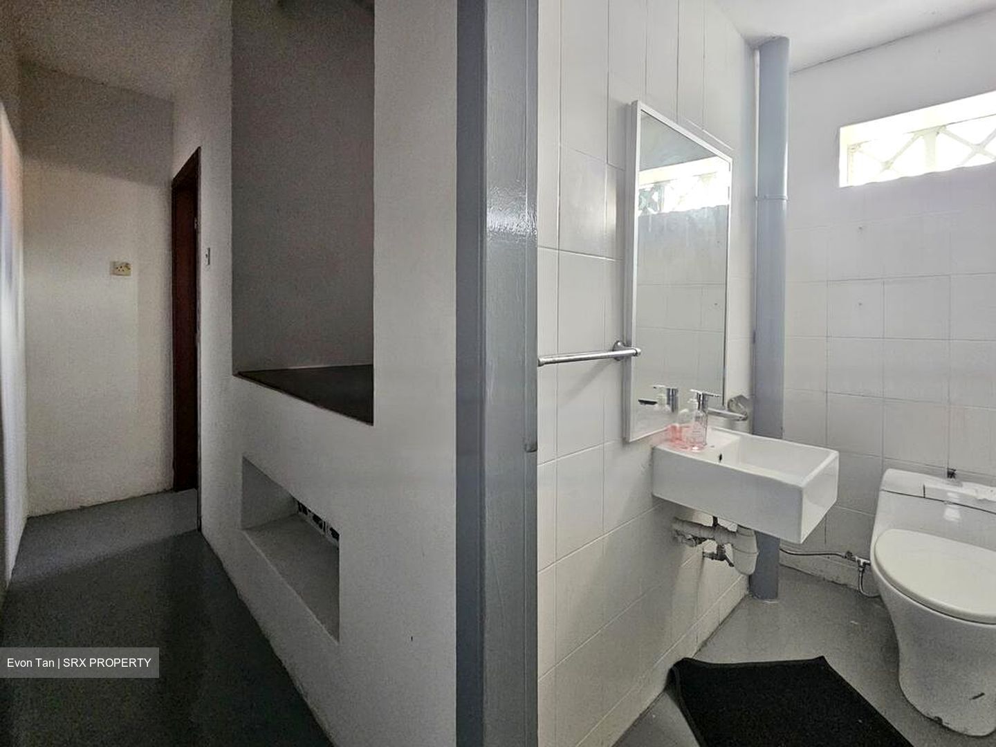 Smith Street (D1), Office #477972951